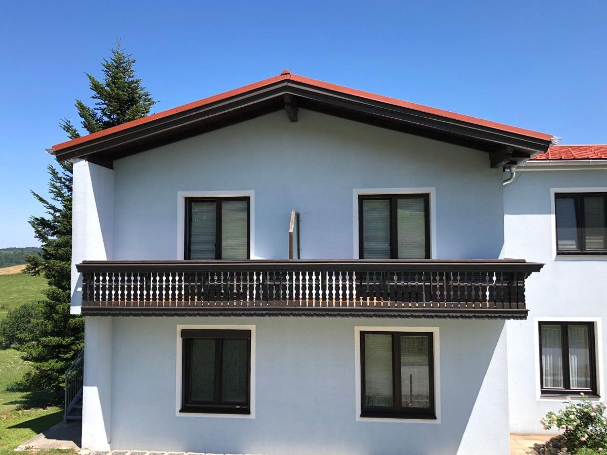 Gasthof Koller Mariasdorf Exterior photo