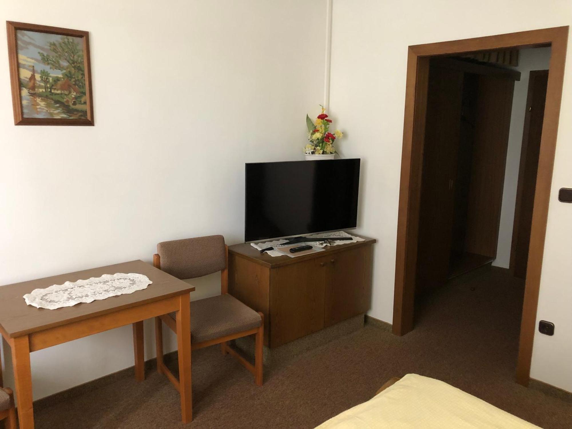Gasthof Koller Mariasdorf Room photo